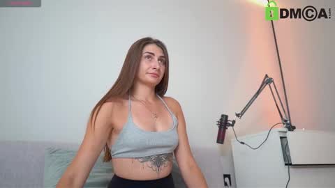 Snapshot of _wild_berry chatting on 09/27/25, 08:47 Lily online show from 09/27/25, 08:47