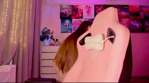 Enni online show from 01/29/25, 07:57