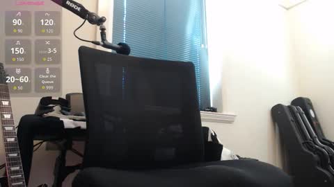 _xxrockstarloverxx_ online show from 10/29/25, 09:38