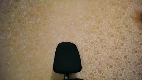 Snapshot of _your_fantasy_girl chatting on 01/19/25, 07:58 Alisa online show from 01/19/25, 07:58