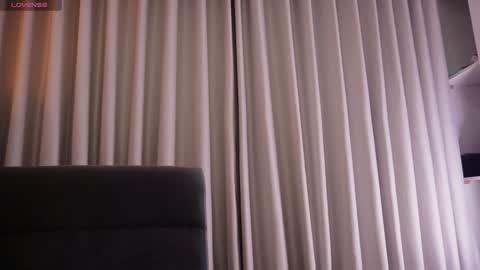 Macca and Ana online show from 12/25/24, 04:54