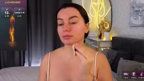 Jasmine online show from 02/21/25, 08:07