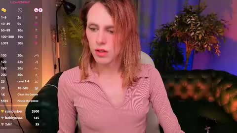 Snapshot of _yourfoxy_ chatting on 07/04/26, 05:30 LITTLE FOX online show from 07/04/26, 05:30
