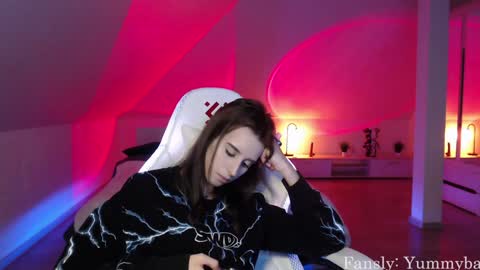 Nicole  Thomas  Dave online show from 12/10/24, 03:22