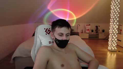 Nicole  Thomas  Dave online show from 03/10/25, 04:25