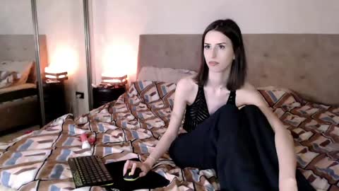 Nicole  Thomas  Dave online show from 05/21/26, 05:09