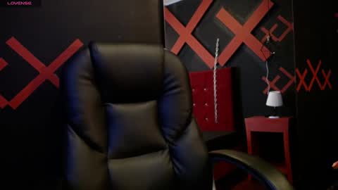 Snapshot of _yuyi chatting on 02/01/25, 11:21 Yuyi online show from 02/01/25, 11:21