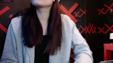 Snapshot of _yuyi chatting on 03/09/25, 11:14 Yuyi online show from 03/09/25, 11:14