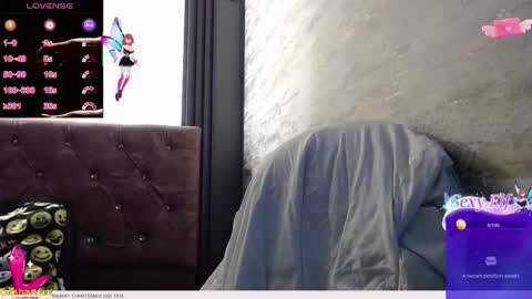 Snapshot of _yuyi chatting on 12/19/25, 11:39 Yuyi online show from 12/19/25, 11:39