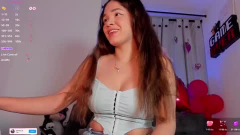 zelline online show from 02/16/25, 03:47