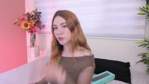 Zoe  online show from 06/14/26, 02:30