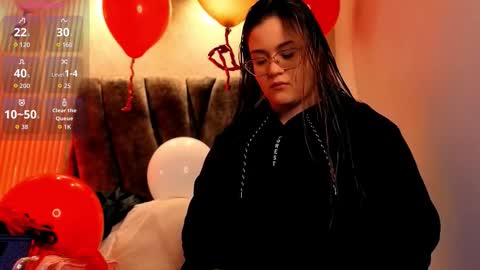 zoe online show from 02/15/26, 12:36