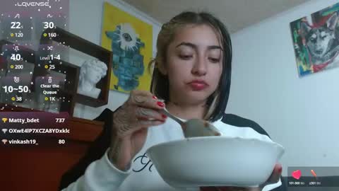 Zoe  online show from 03/05/25, 09:26