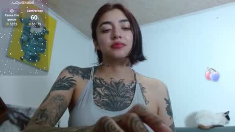 Zoe  online show from 10/04/25, 01:36