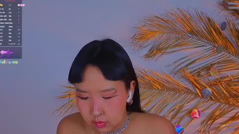 Snapshot of a1ly chatting on 02/18/25, 05:10 Ally online show from 02/18/25, 05:10