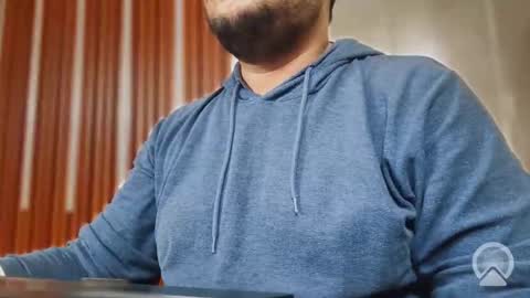 Sleepy owl online show from 09/18/25, 08:49