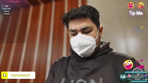 Sleepy owl online show from 12/17/25, 09:04