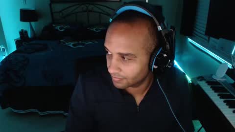 a4orce online show from 02/04/25, 02:07