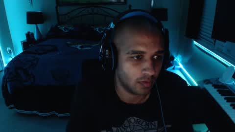 a4orce online show from 02/08/25, 01:32