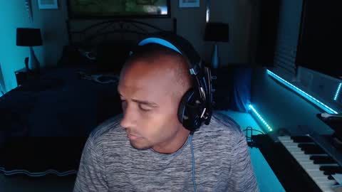 a4orce online show from 10/12/25, 02:43