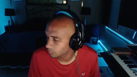 a4orce online show from 10/19/25, 01:39