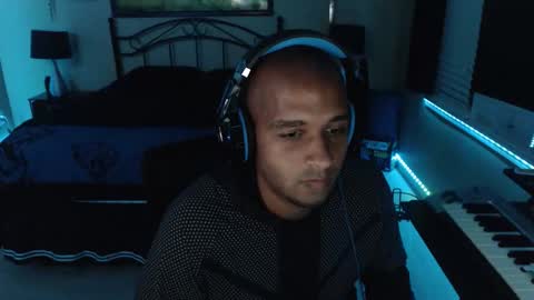 a4orce online show from 10/23/25, 01:49