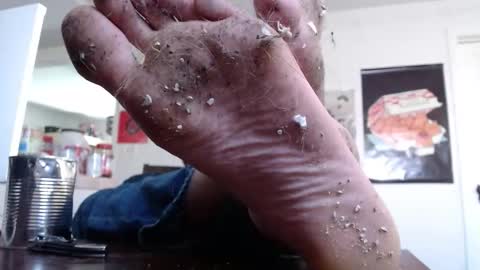 Snapshot of a81811757 chatting on 03/01/26, 06:21 a81811757 online show from 03/01/26, 06:21