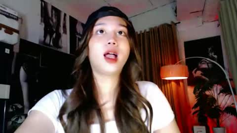 Lovely Yana  online show from 09/27/25, 07:46