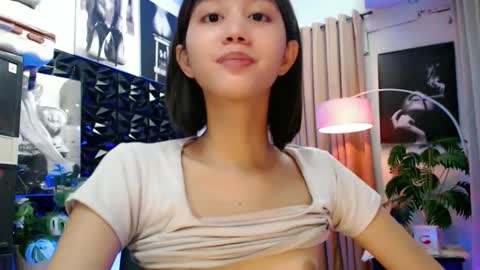 Lovely Yana  online show from 03/17/26, 08:17