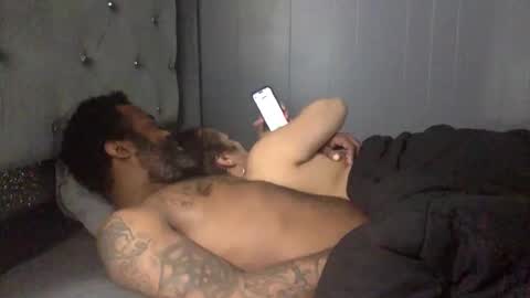 a_rizzy85 online show from 04/26/26, 05:05