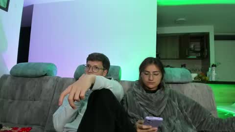 Snapshot of a_sexy_couple__ chatting on 01/25/25, 02:37 A Sexy Couple online show from 01/25/25, 02:37