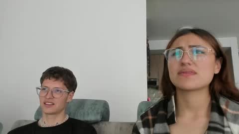 Snapshot of a_sexy_couple__ chatting on 02/26/25, 08:33 A Sexy Couple online show from 02/26/25, 08:33