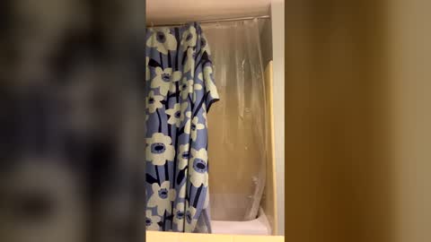 Sam the Shy Freak online show from 02/05/26, 02:49