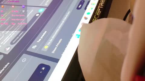 Snapshot of aaaaamy_1 chatting on 02/20/26, 12:18 Aamy online show from 02/20/26, 12:18