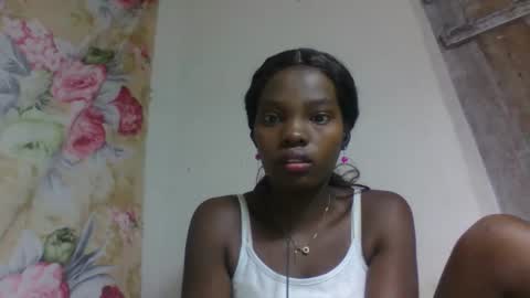 Snapshot of aadienne chatting on 03/19/26, 07:23 aadienne online show from 03/19/26, 07:23
