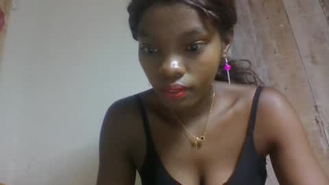 Snapshot of aadienne chatting on 03/20/26, 07:35 aadienne online show from 03/20/26, 07:35