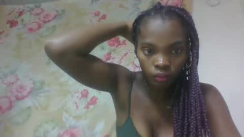 Snapshot of aadienne chatting on 04/05/26, 01:36 aadienne online show from 04/05/26, 01:36