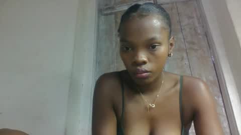 aadienne online show from 05/04/26, 02:57