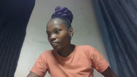 aadienne online show from 05/10/26, 09:25