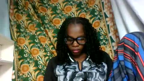 aadienne online show from 06/09/26, 06:08