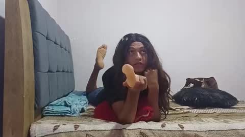 Snapshot of aalain42 chatting on 12/19/25, 06:37 aalain42 online show from 12/19/25, 06:37