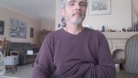 Snapshot of aalex1717 chatting on 12/15/24, 09:35 Aalex1717 online show from 12/15/24, 09:35