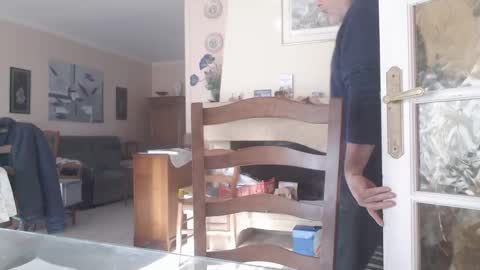 Snapshot of aalex1717 chatting on 12/25/24, 11:54 Aalex1717 online show from 12/25/24, 11:54