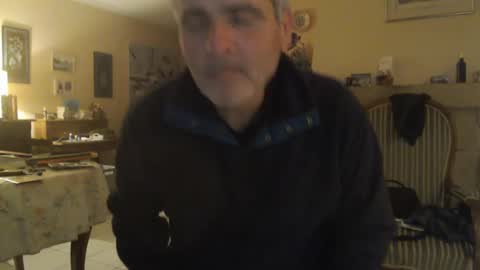 Snapshot of aalex1717 chatting on 01/18/25, 07:07 Aalex1717 online show from 01/18/25, 07:07