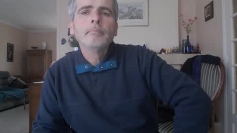 Snapshot of aalex1717 chatting on 01/28/25, 10:34 Aalex1717 online show from 01/28/25, 10:34