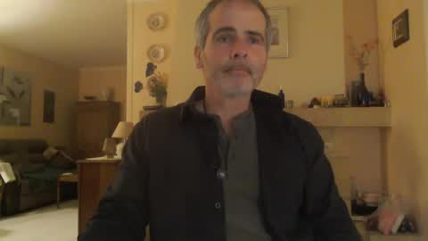 Snapshot of aalex1717 chatting on 01/30/25, 06:10 Aalex1717 online show from 01/30/25, 06:10