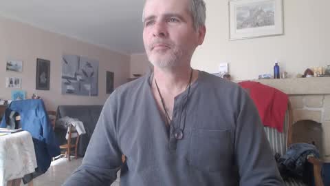 Snapshot of aalex1717 chatting on 01/31/25, 10:10 Aalex1717 online show from 01/31/25, 10:10