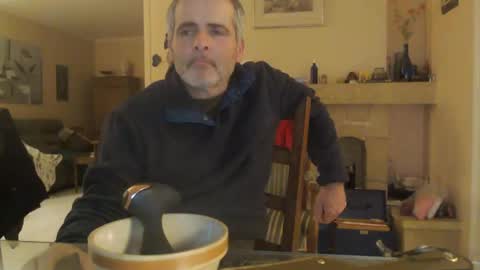 Snapshot of aalex1717 chatting on 01/31/25, 08:22 Aalex1717 online show from 01/31/25, 08:22