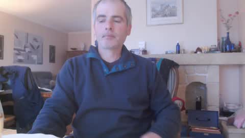 Snapshot of aalex1717 chatting on 02/02/25, 07:20 Aalex1717 online show from 02/02/25, 07:20