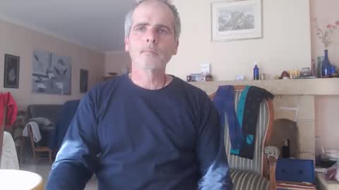 Snapshot of aalex1717 chatting on 02/05/25, 02:37 Aalex1717 online show from 02/05/25, 02:37